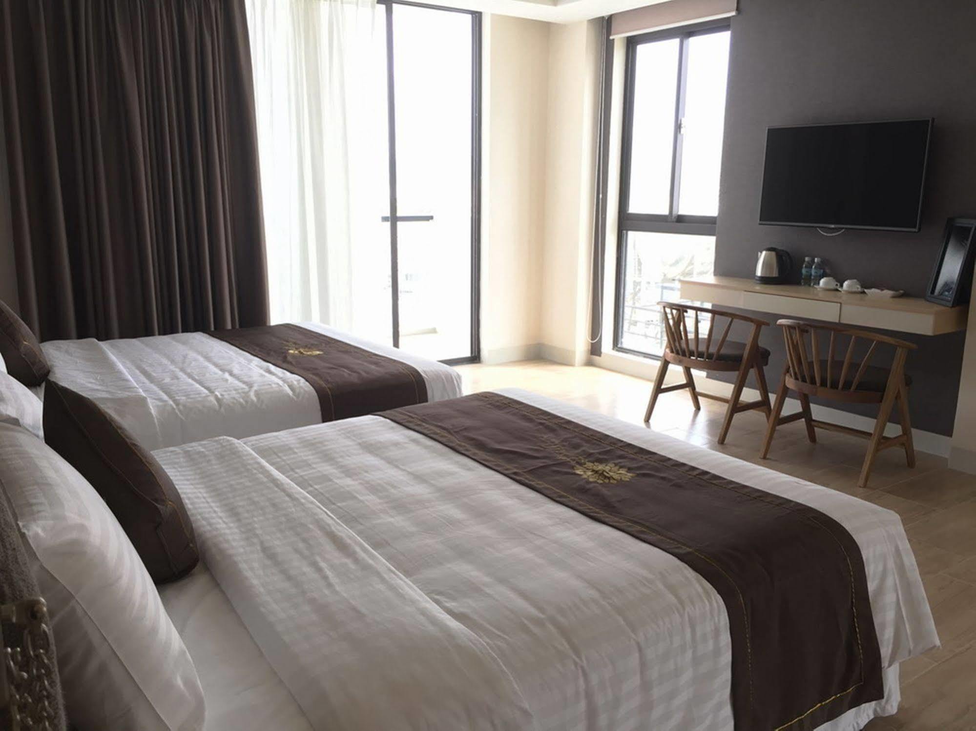 Daisy Hotel Nha Trang Eksteriør billede