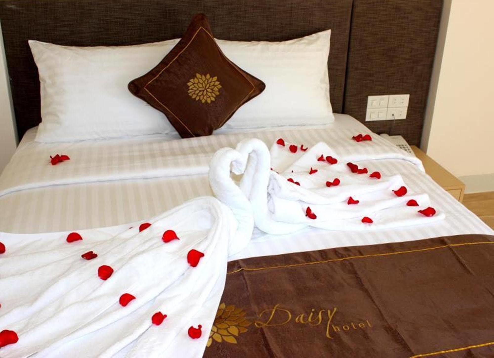 Daisy Hotel Nha Trang Eksteriør billede