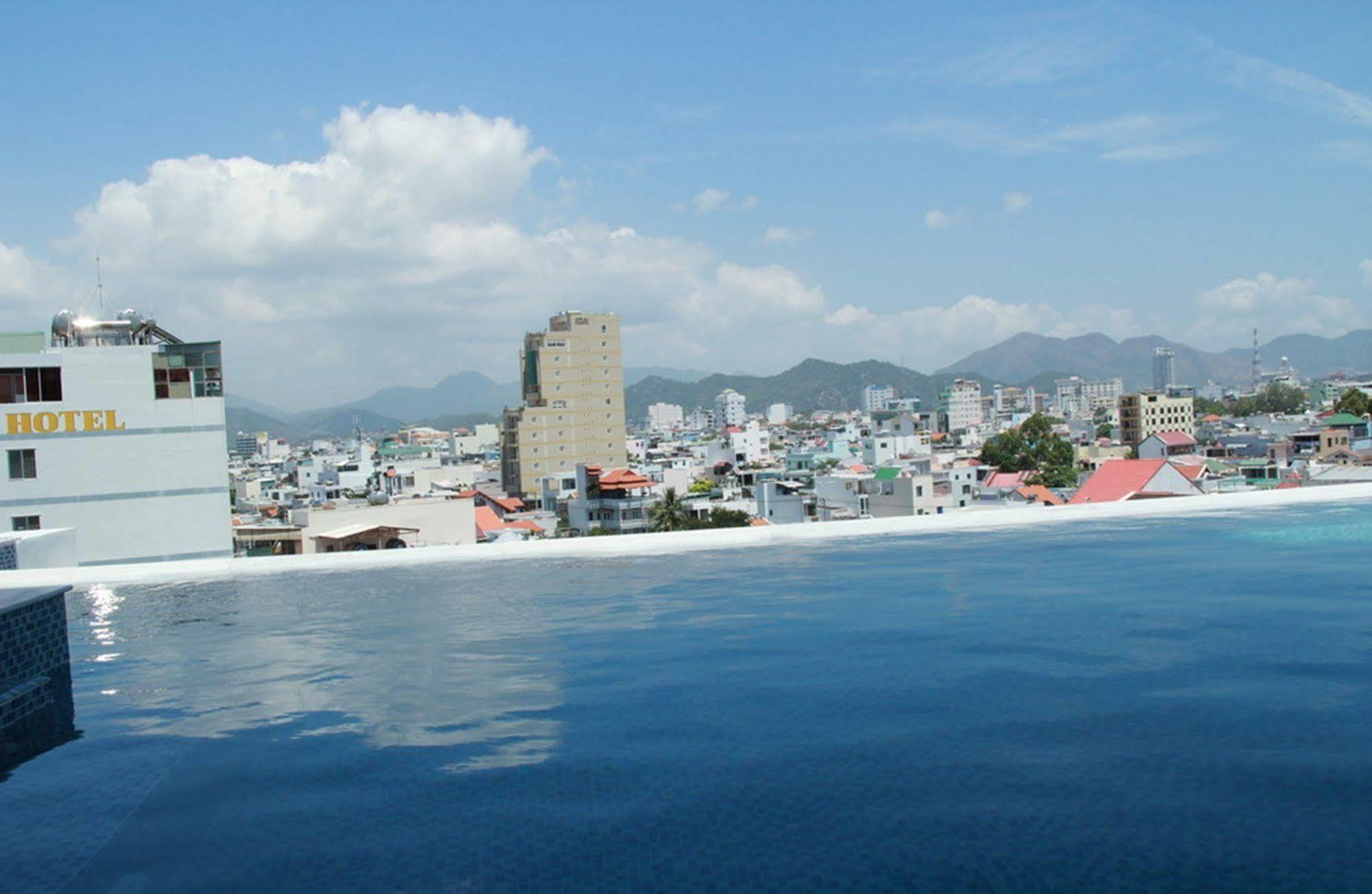 Daisy Hotel Nha Trang Eksteriør billede
