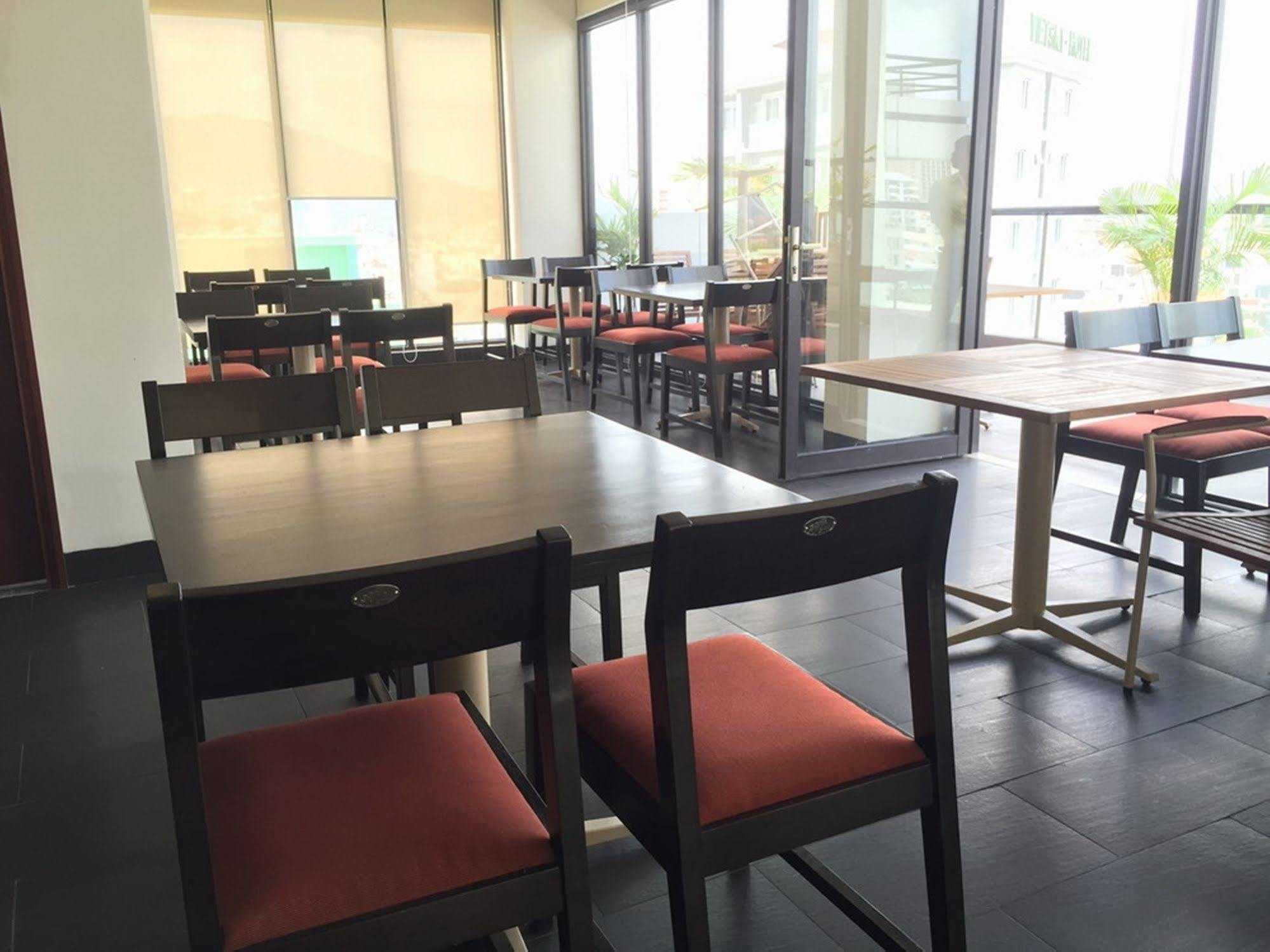 Daisy Hotel Nha Trang Eksteriør billede