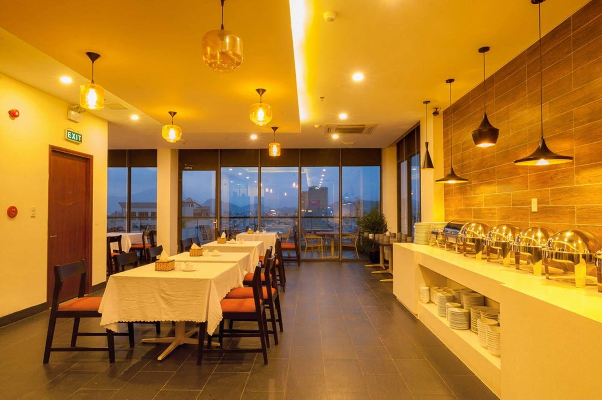 Daisy Hotel Nha Trang Eksteriør billede